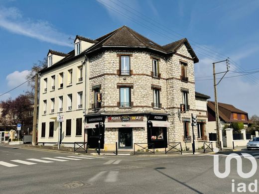公寓楼  Montereau-Fault-Yonne, Seine-et-Marne