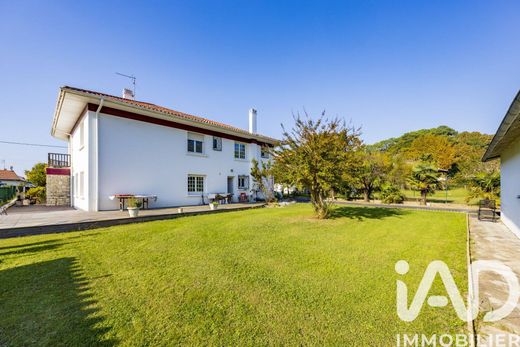 Βίλα σε Boucau, Pyrénées-Atlantiques