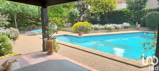 Villa in Montredon-des-Corbières, Aude