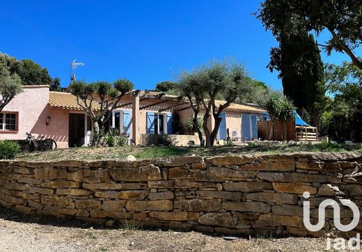 Villa in Sanary-sur-Mer, Var