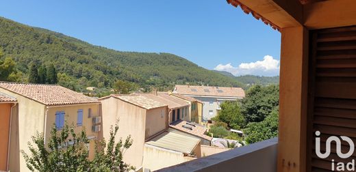 公寓楼  Solliès-Pont, Var