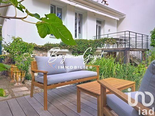 Villa a Cannes, Alpi Marittime