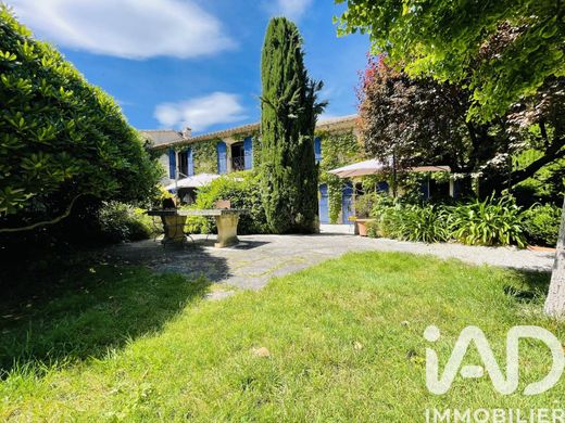 Villa in Saint-Rémy-de-Provence, Bouches-du-Rhône