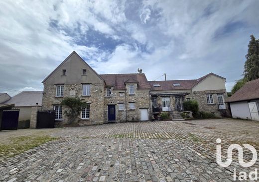 Villa in Mareil-en-France, Val d'Oise