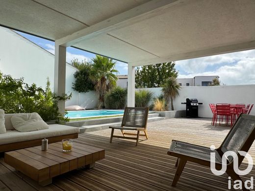 Angoulins, Charente-Maritimeのヴィラ