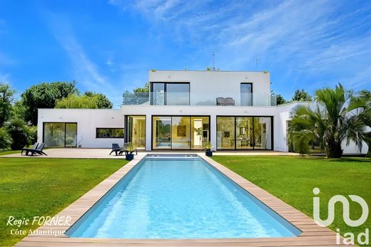 빌라 / Saint-André-des-Eaux, Loire-Atlantique