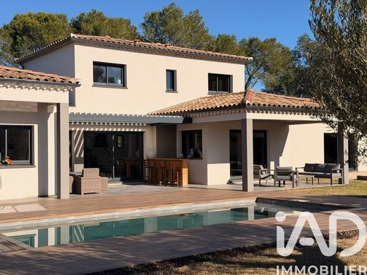 Villa à Nîmes, Gard