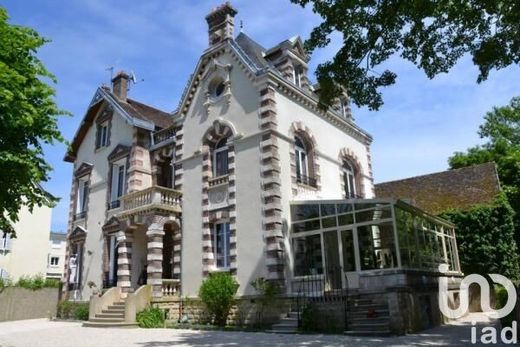 Villa Sens, Yonne