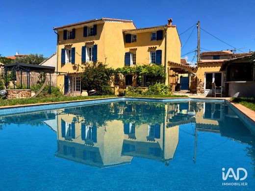 Villa in Six-Fours-les-Plages, Var