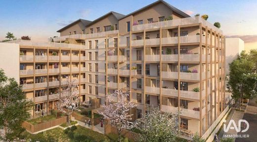 Apartment in Saint-Julien-en-Genevois, Haute-Savoie