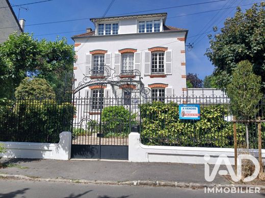 Villa in Gagny, Seine-Saint-Denis