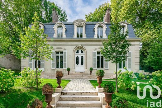 Villa en Sens, Yonne