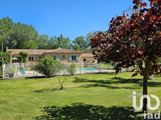 Willa w Orgon, Bouches-du-Rhône