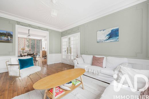 Villa in Colombes, Hauts-de-Seine