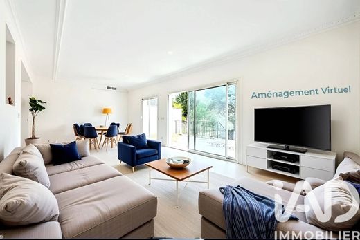 빌라 / Verrières-le-Buisson, Essonne