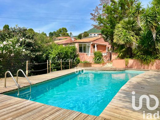 别墅  Bastelicaccia, South Corsica