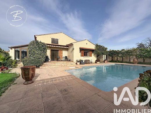 Villa in Six-Fours-les-Plages, Var