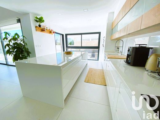 别墅  Peyrestortes, Pyrénées-Orientales