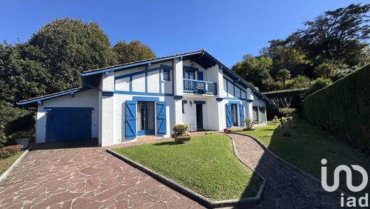 Willa w Saint-Jean-de-Luz, Pyrénées-Atlantiques