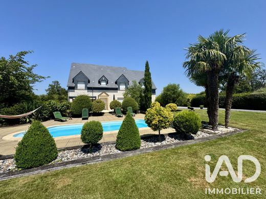 Villa in Fiquefleur-Équainville, Eure