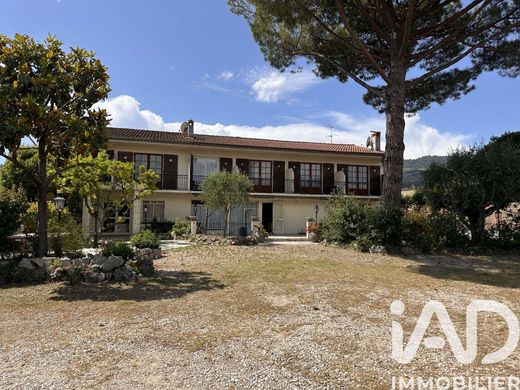 Wohnkomplexe in Pégomas, Alpes-Maritimes