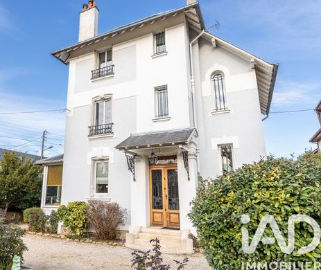 Villa in Montgeron, Essonne