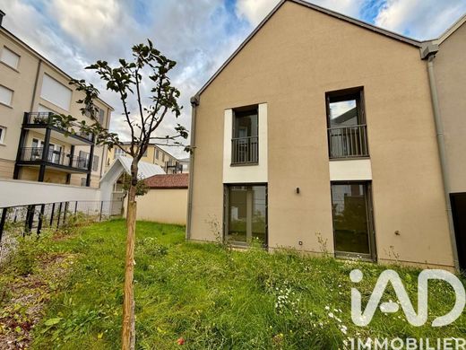 Villa in Coupvray, Seine-et-Marne