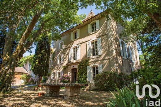 L'Isle-sur-la-Sorgue, Vaucluseのヴィラ