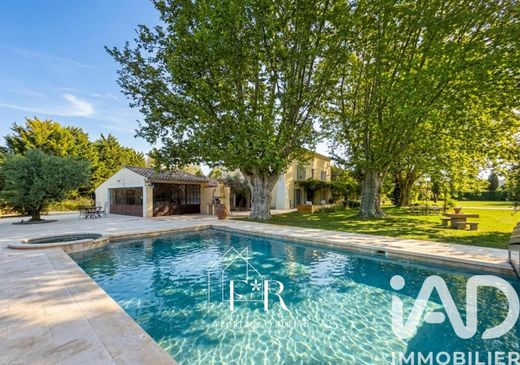 Villa in Pernes-les-Fontaines, Vaucluse