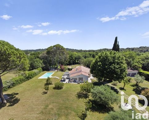 ‏וילה ב  אקס אן פרובנס, Bouches-du-Rhône