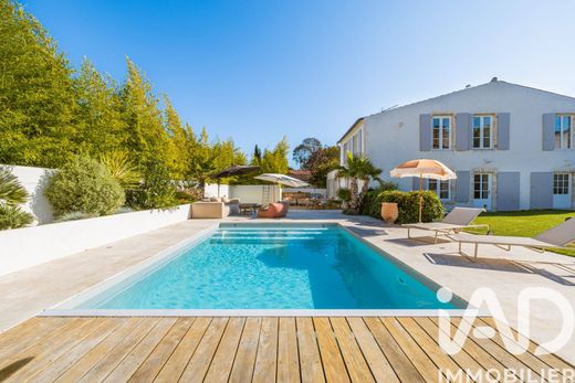 Villa in La Rochelle, Charente-Maritime