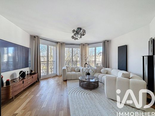 Apartment in Clamart, Hauts-de-Seine