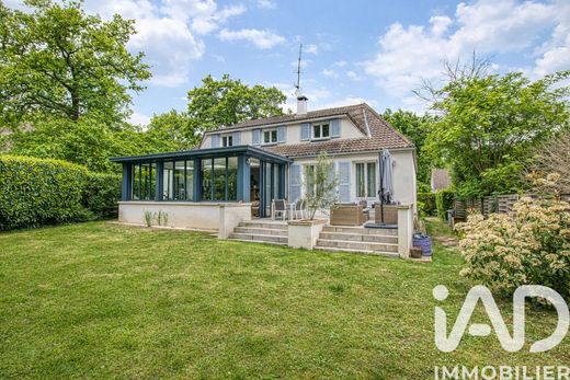 Villa in Verneuil-sur-Seine, Yvelines