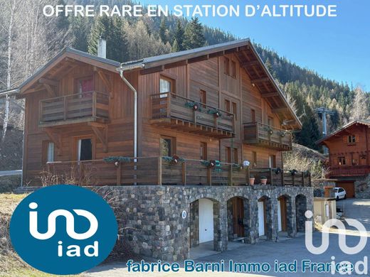 Edificio en Modane, Saboya