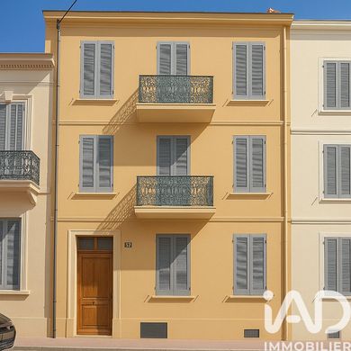 Kamienica w Cannes, Alpes-Maritimes