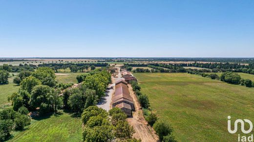 Villa in Salon-de-Provence, Bouches-du-Rhône