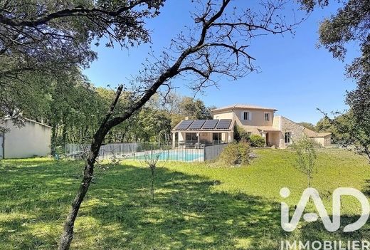Villa a Nîmes, Gard
