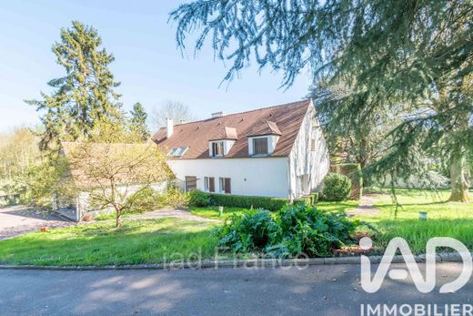Villa in Mantes-la-Ville, Yvelines
