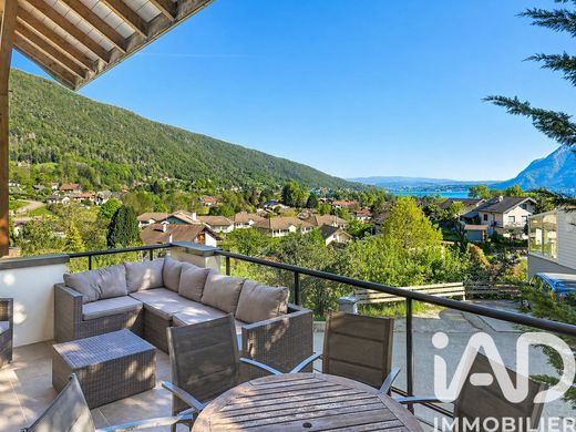 Villa en Sevrier, Alta Saboya