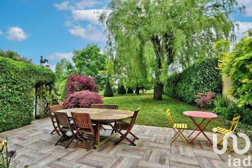 Villa in Mionnay, Ain