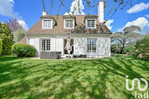 Villa in Villennes-sur-Seine, Yvelines