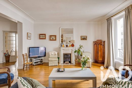 Appartamento a Levallois-Perret, Hauts-de-Seine