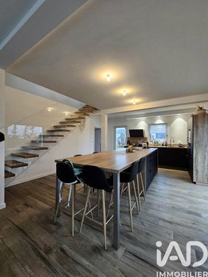 Вилла, Évrange, Moselle