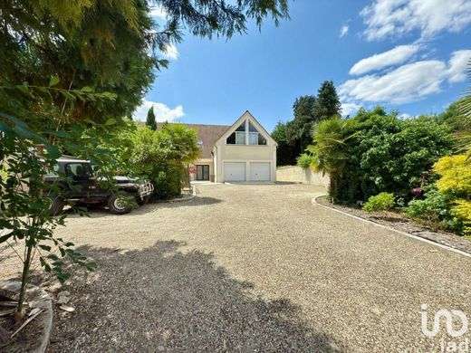 Villa in Villiers-en-Bière, Seine-et-Marne