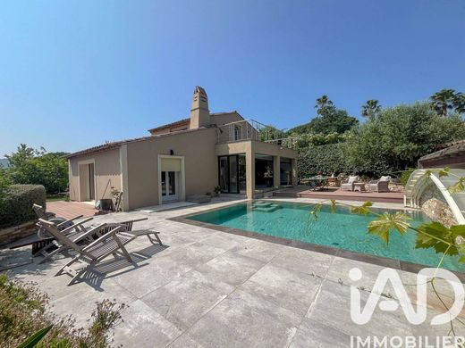 Villa Cogolin, Var
