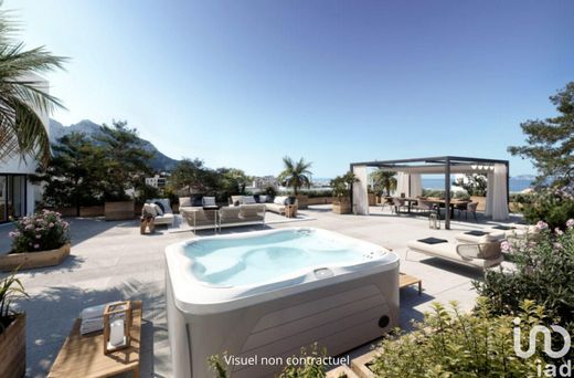 Apartment / Etagenwohnung in Marseille, Bouches-du-Rhône