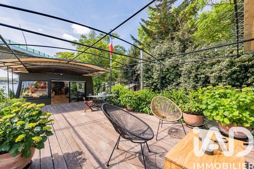 Villa in Saint-Cloud, Hauts-de-Seine