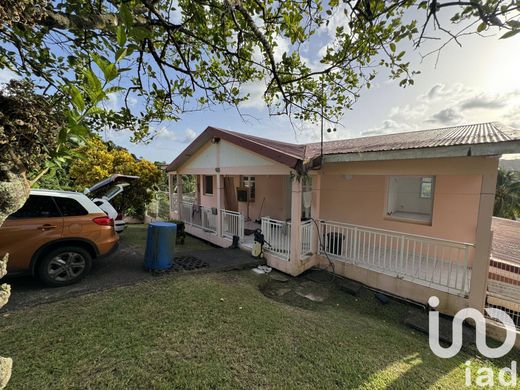 Βίλα σε Le Lamentin, Martinique