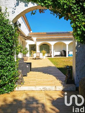 ﻓﻴﻼ ﻓﻲ Mérignac, Gironde