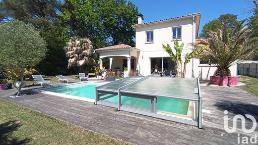 别墅  Pessac, Gironde